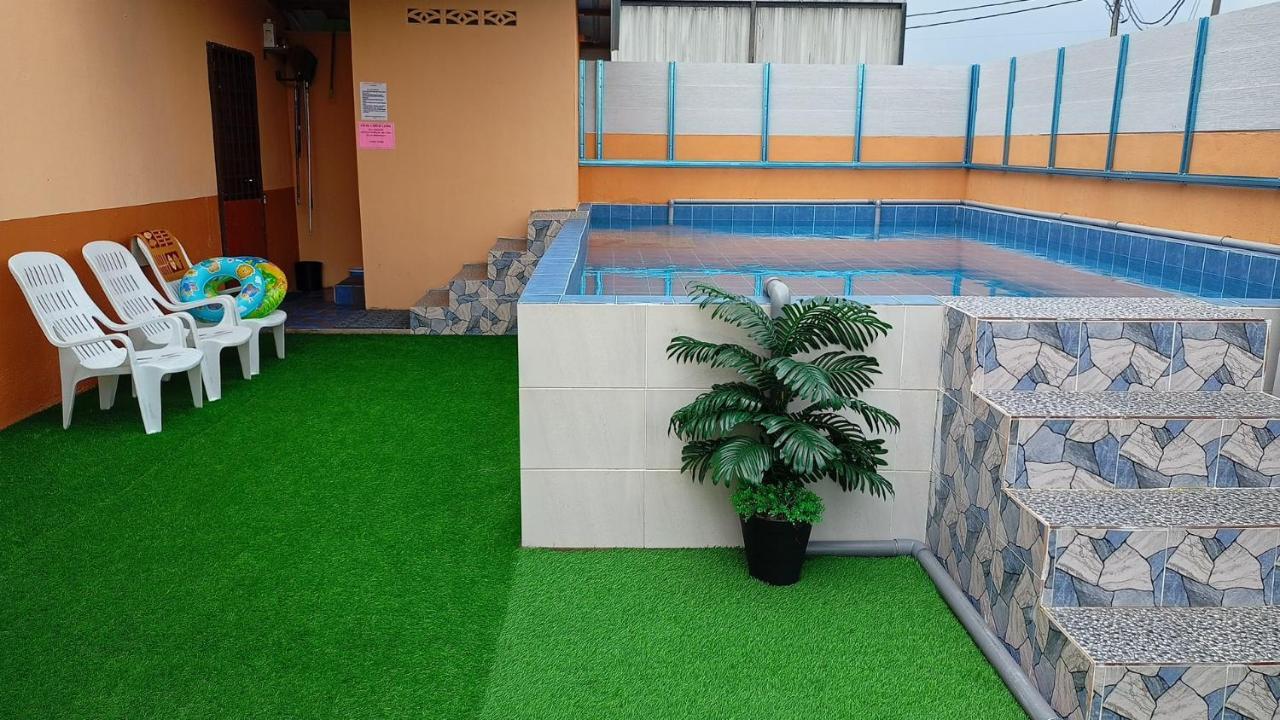 Ns Homestay Private Pool Tanah Merah  Extérieur photo