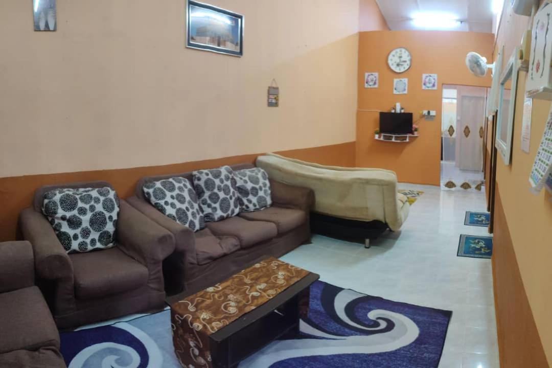 Ns Homestay Private Pool Tanah Merah  Extérieur photo