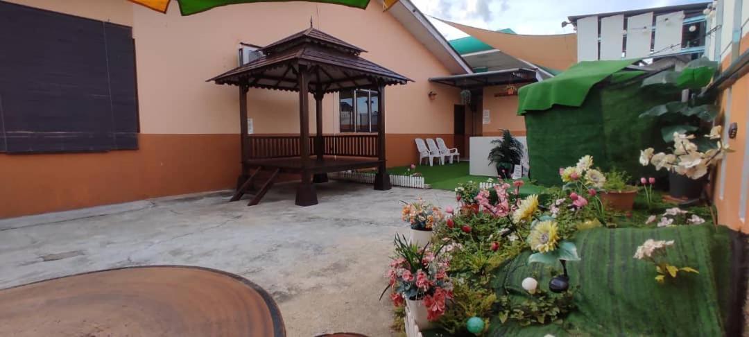 Ns Homestay Private Pool Tanah Merah  Extérieur photo